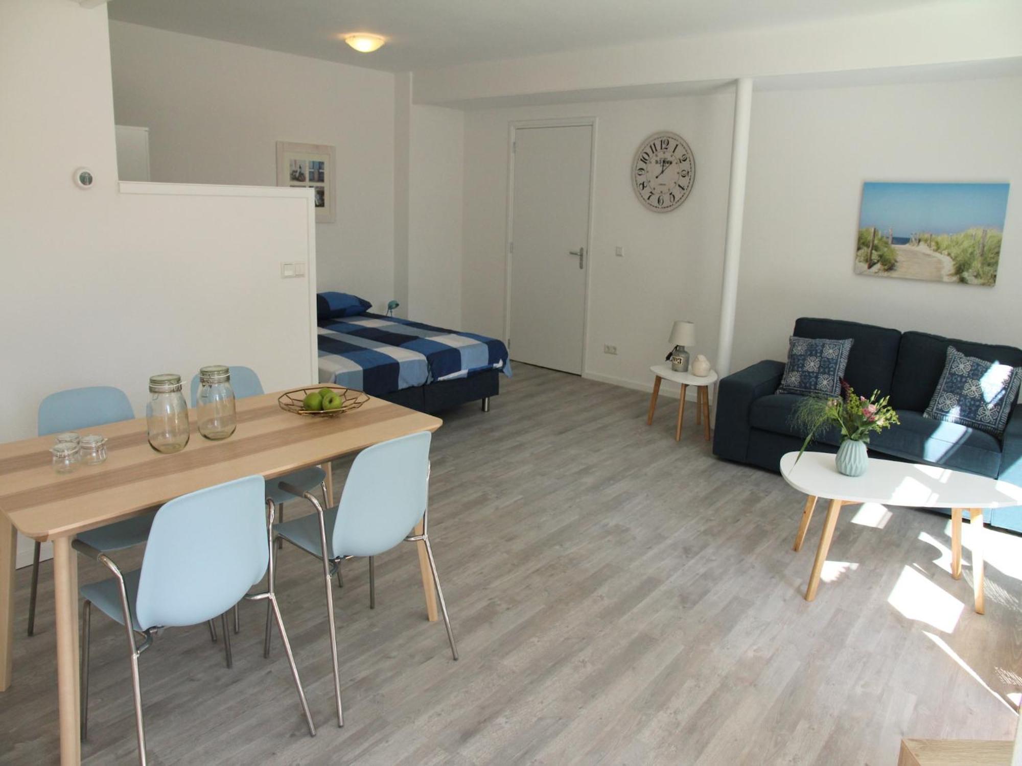 Stunning Apartment In Schoorl North Holland You Can Bike To The Beach Eksteriør billede