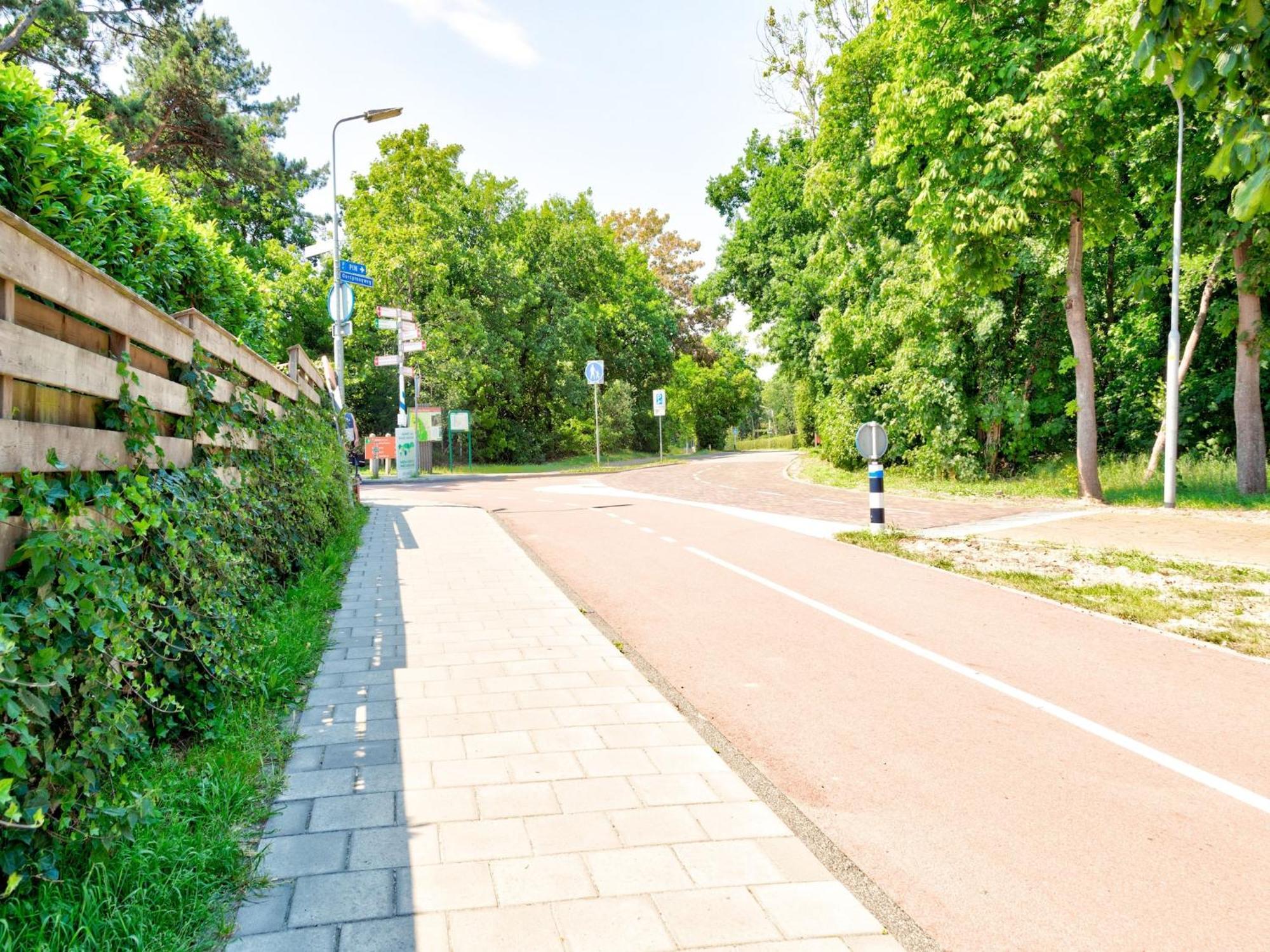 Stunning Apartment In Schoorl North Holland You Can Bike To The Beach Eksteriør billede